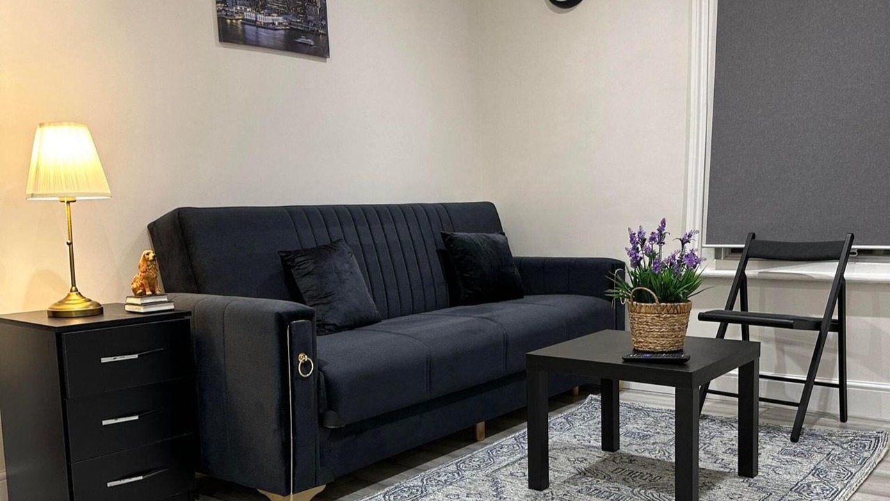 Photo of Livingroom in Ealing