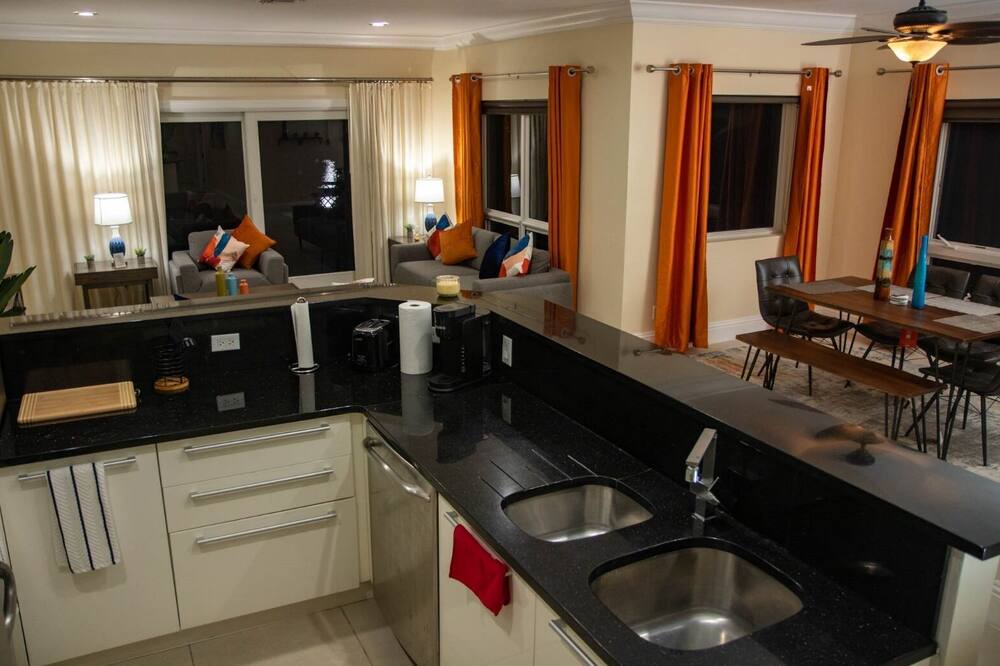 Photo of Kitchen in Bahamia West