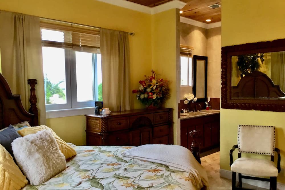 Photo of Bedroom in High Rock