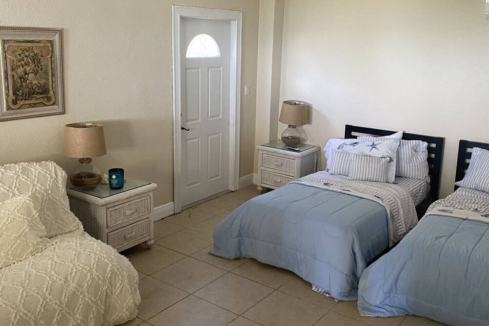 Photo of Bedroom in High Rock