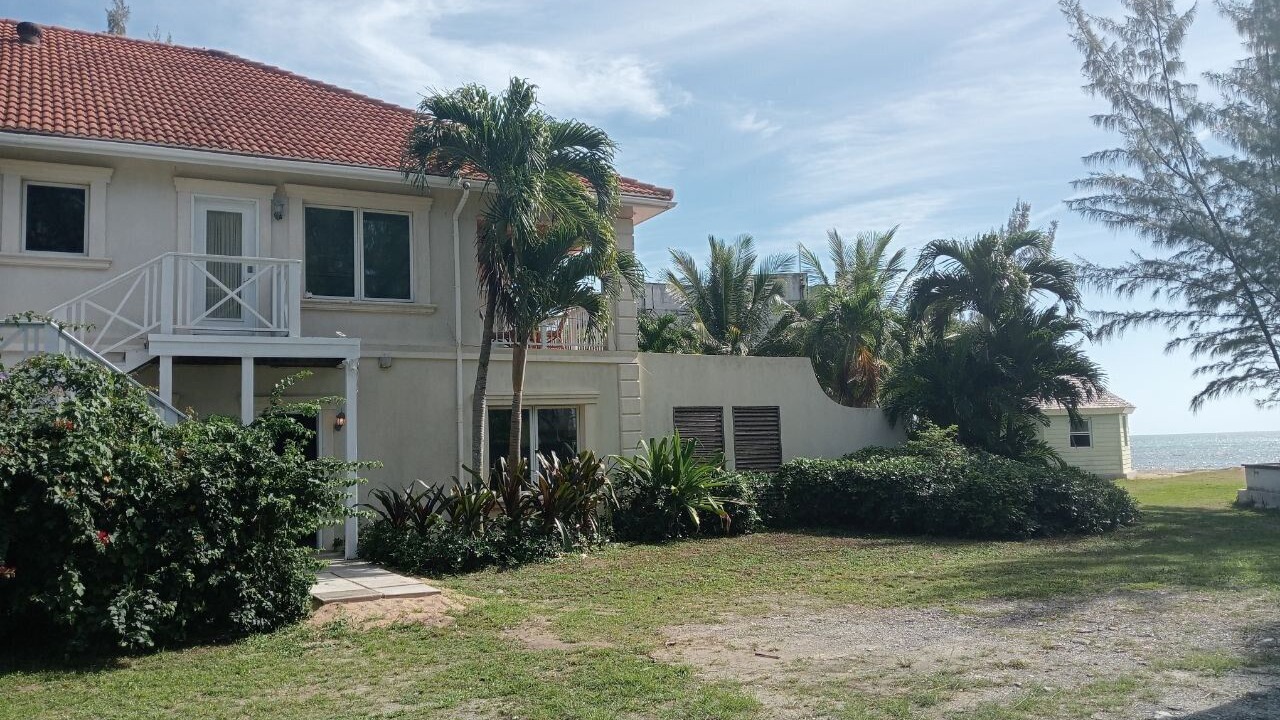 Photo of Outdoor in Coral Harbour