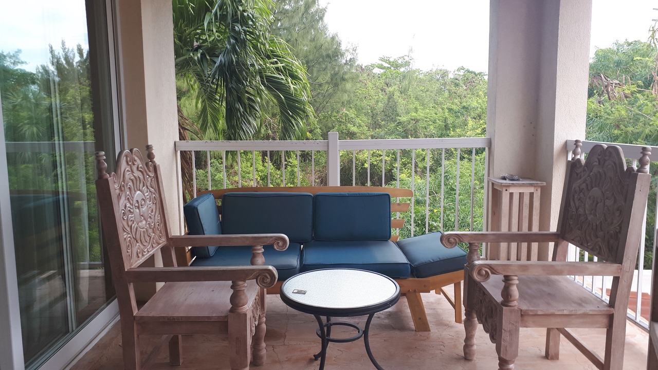 Photo of Outdoor in Coral Harbour