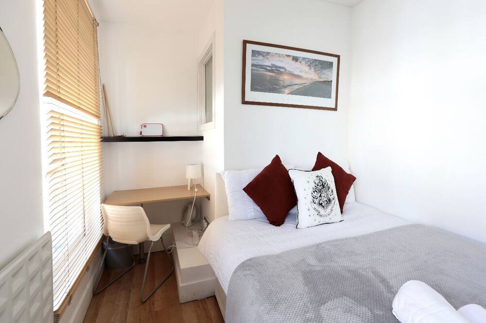 Photo of Bedroom in St. Pancras