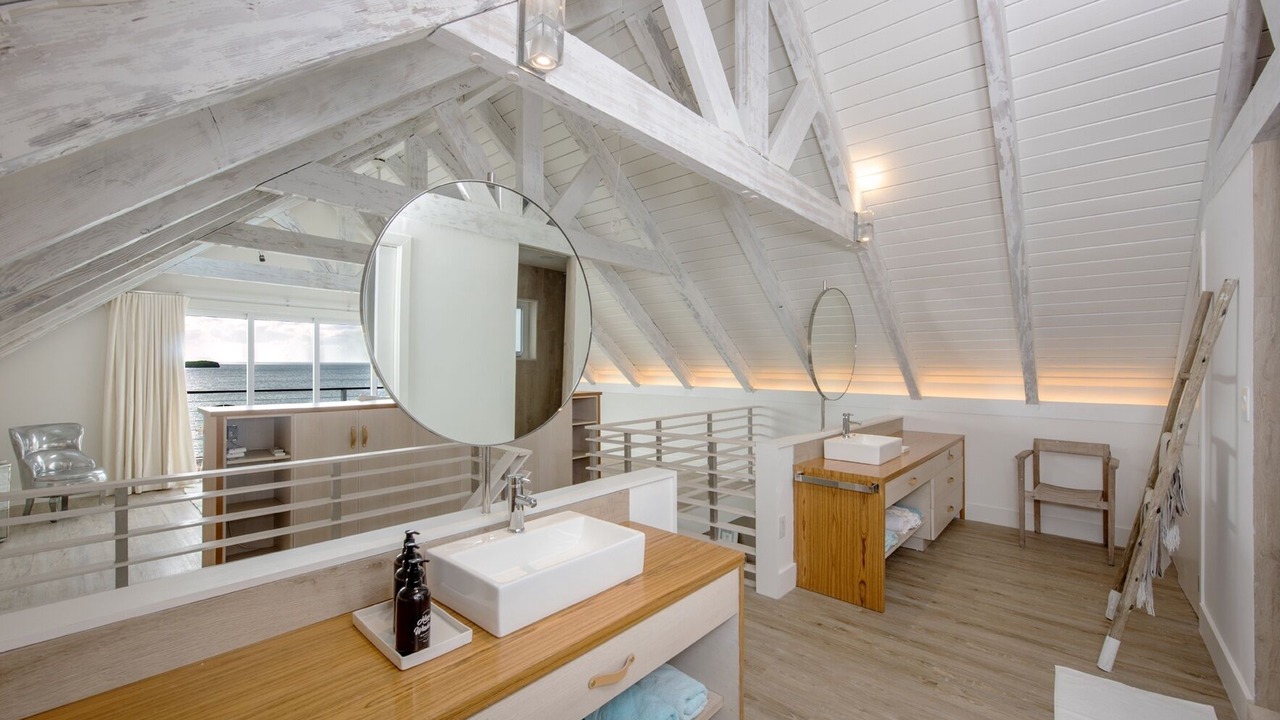 Photo of Bathroom in Savannah Sound