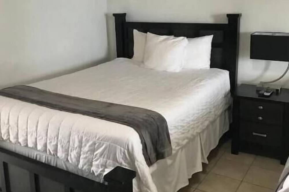 Photo of Bedroom in Farmer's Hill