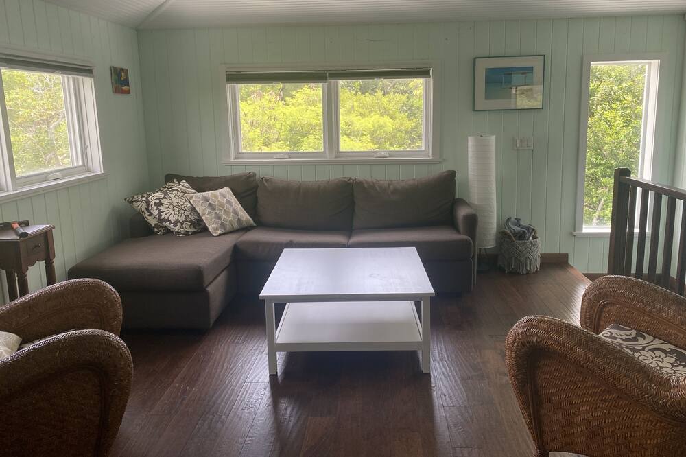 Photo of Livingroom in Green Turtle Cay
