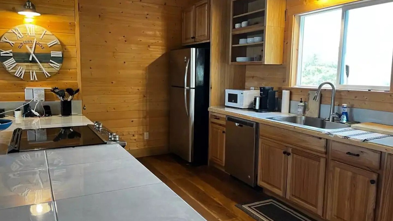 Photo of Kitchen in Bahama Palm Shores