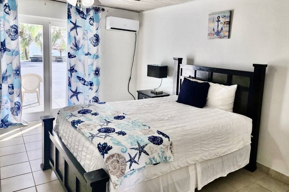 Photo of Bedroom in Farmer's Hill