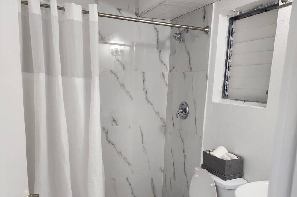Photo of Bathroom in Farmer's Hill
