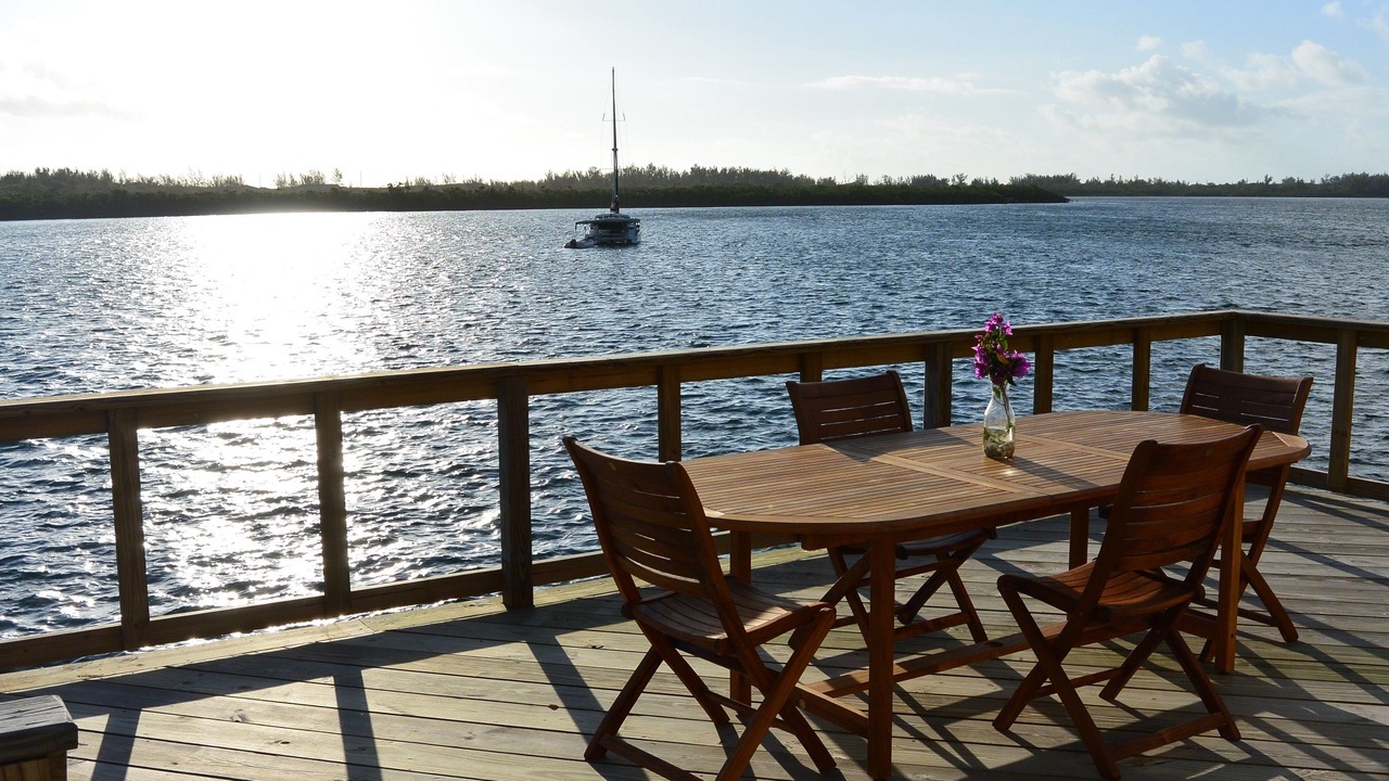 Photo of Bedroom in Green Turtle Cay