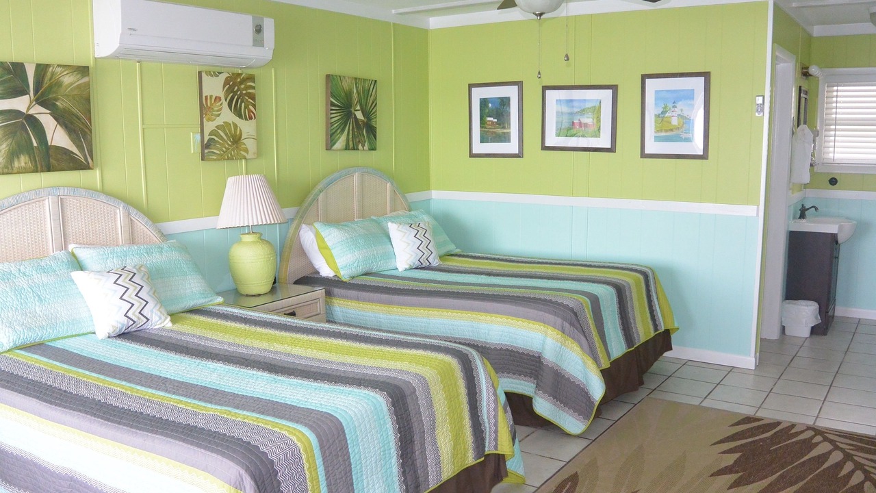 Photo of Bedroom in Green Turtle Cay