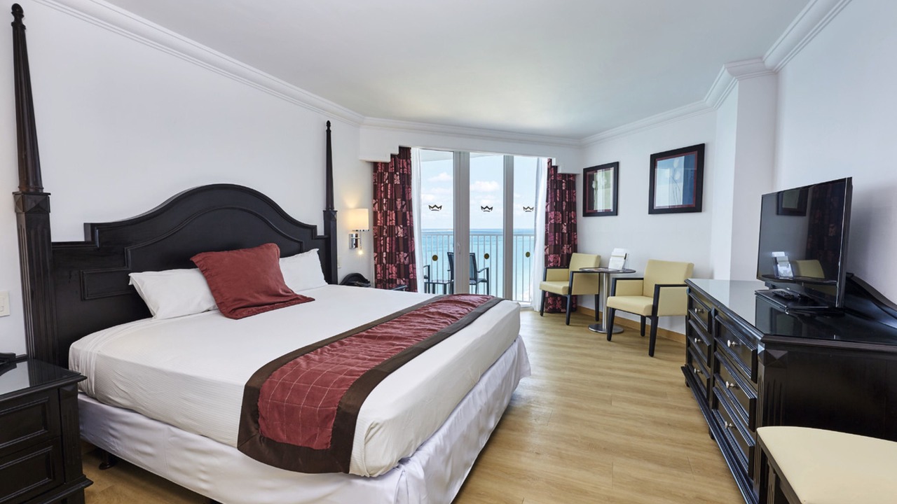 Photo of Bedroom in Paradise Island