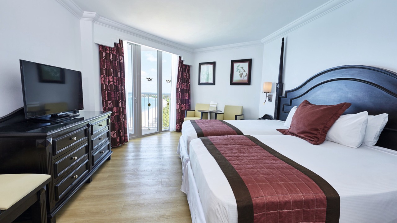 Photo of Bedroom in Paradise Island