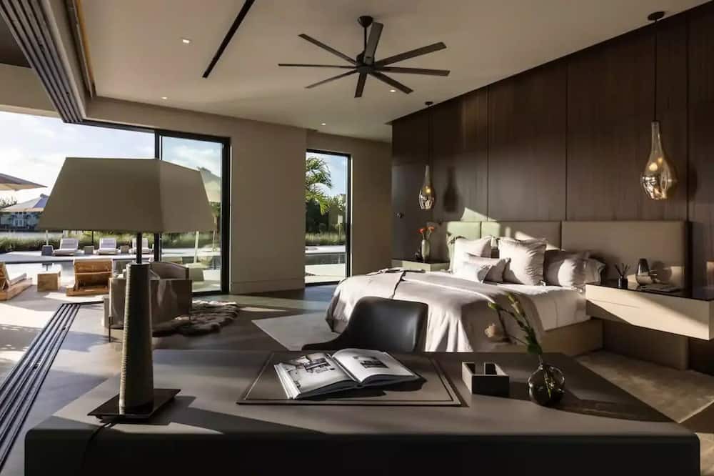 Photo of Bedroom in Nassau