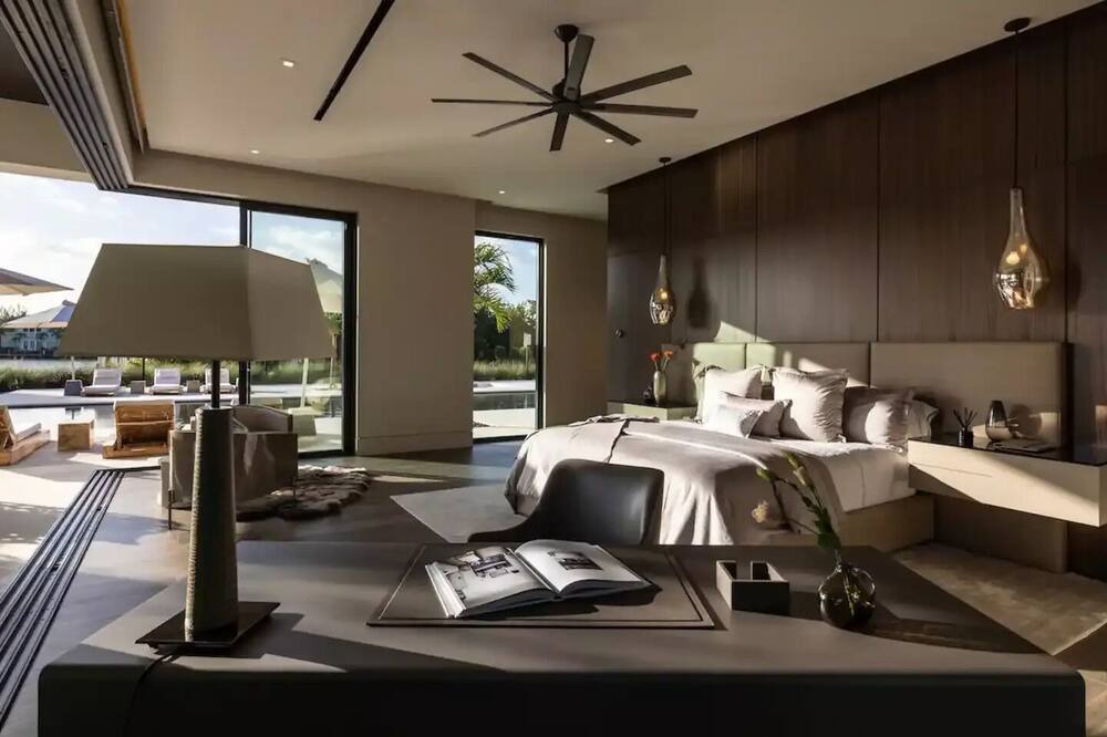Photo of Bedroom in Nassau
