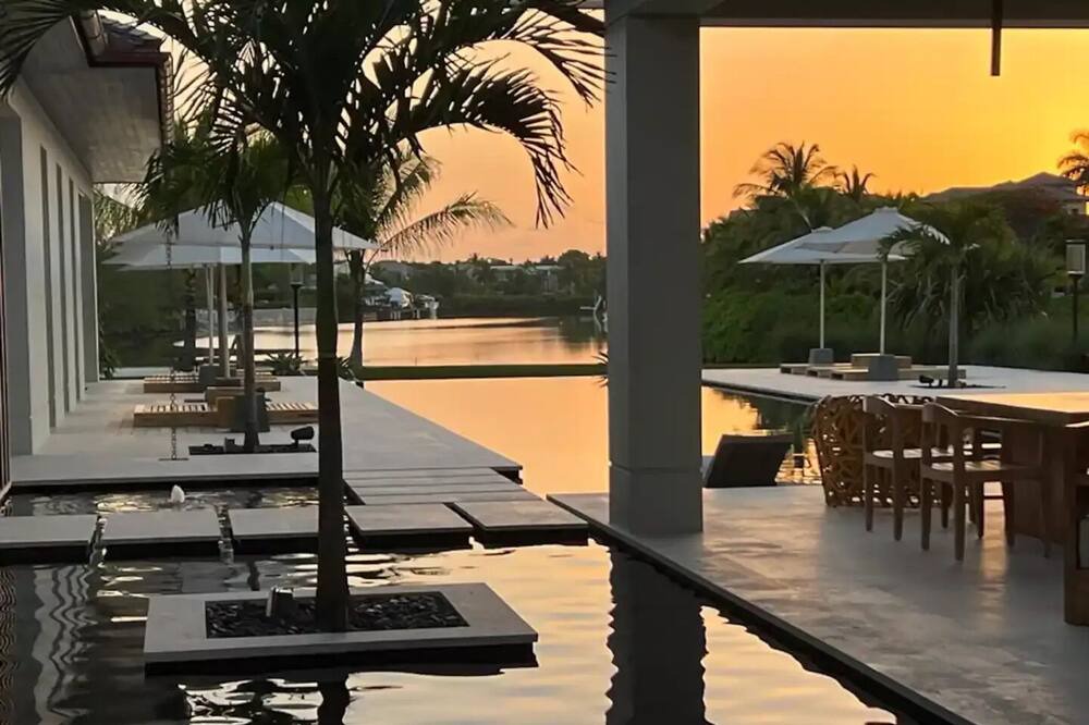 Photo of Outdoor in Nassau