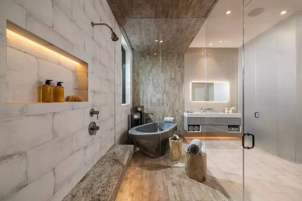 Photo of Bathroom in Nassau