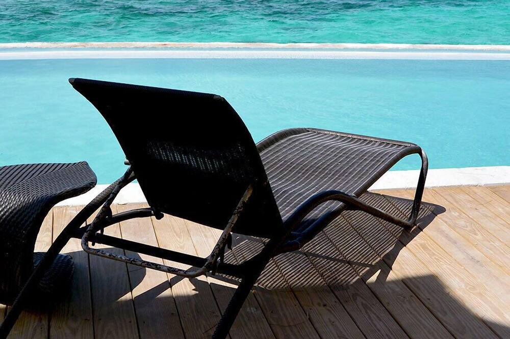Photo of Outdoor in Nassau
