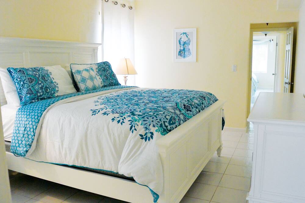 Photo of Bedroom in Nassau