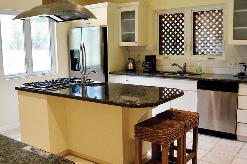 Photo of Kitchen in Nassau