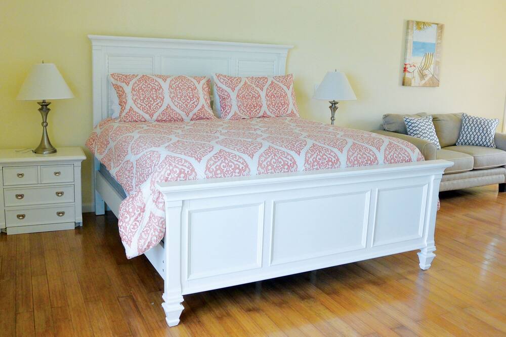 Photo of Bedroom in Nassau