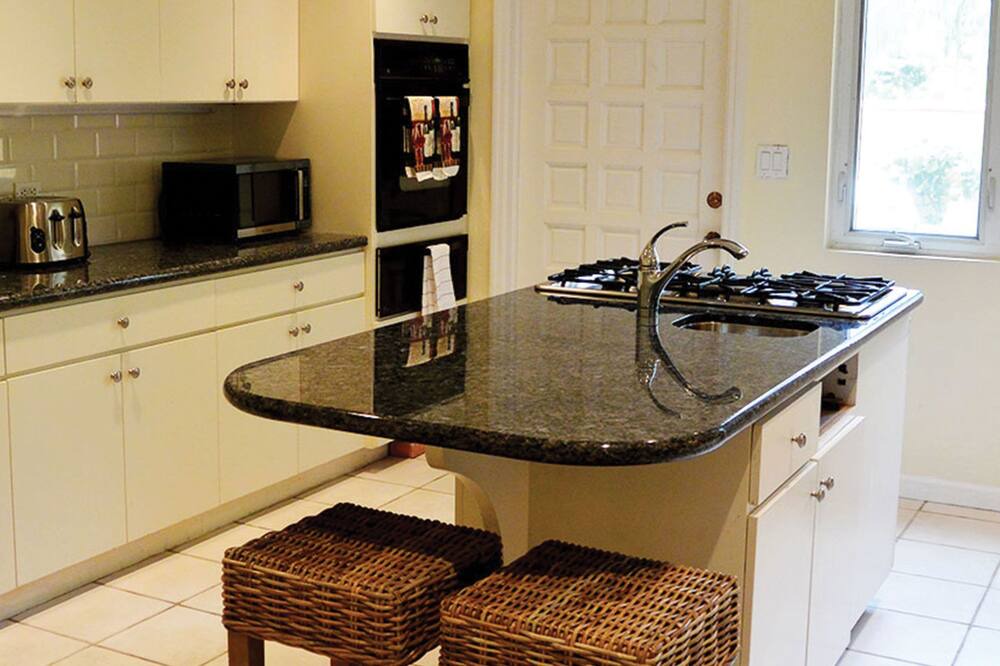 Photo of Kitchen in Nassau