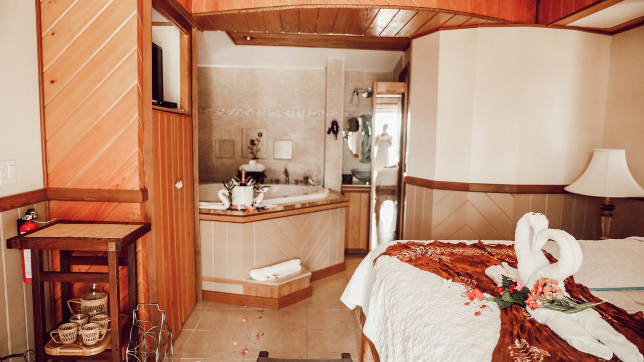 Photo of Bedroom in Staniel Cay