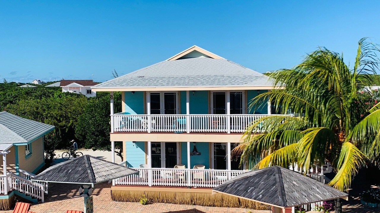 Photo of Bedroom in Staniel Cay