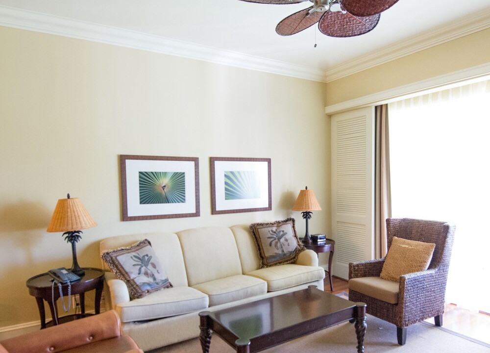Photo of Livingroom in Dunmore Town