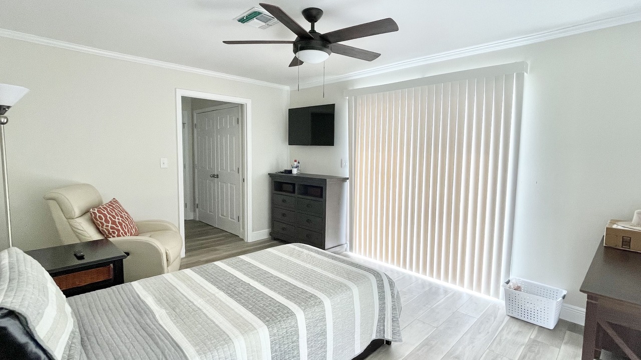 Photo of Bedroom in Treasure Cay