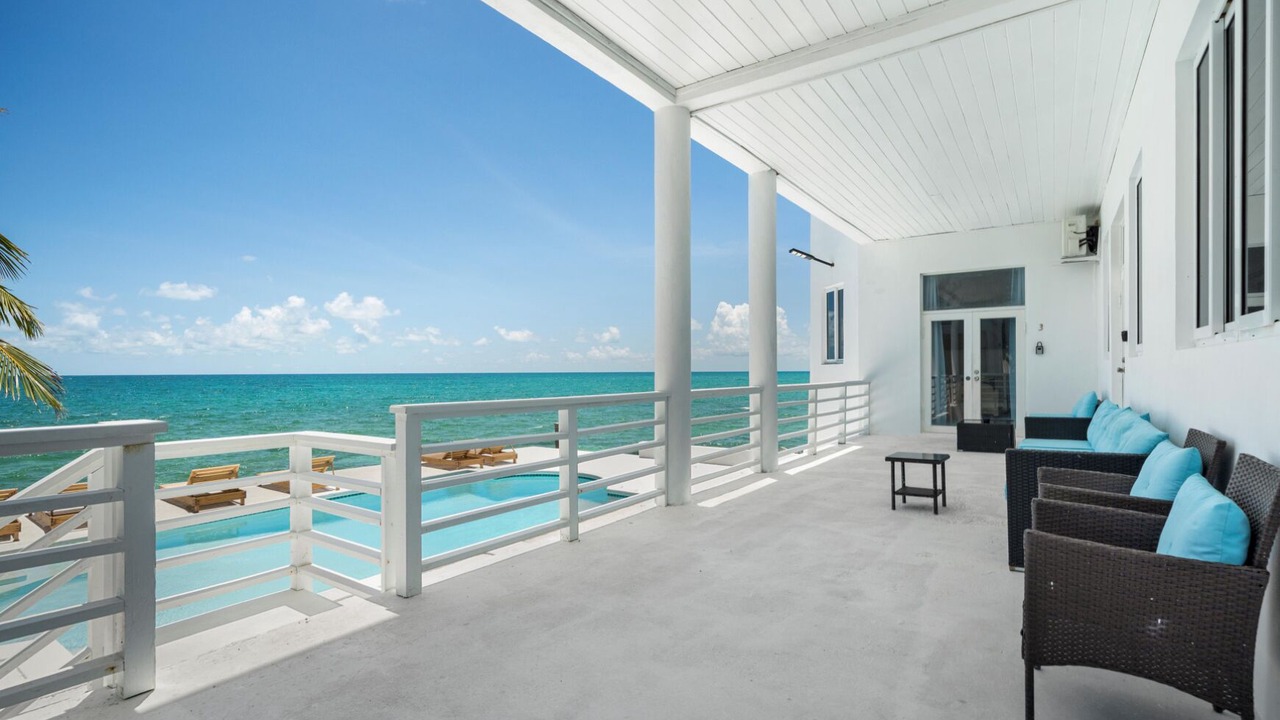 Photo of Patio Balcony in Nassau