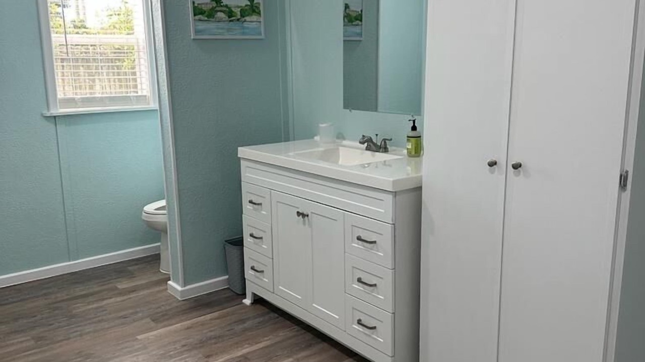 Photo of Bathroom in Spanish Wells