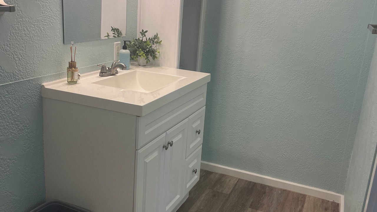 Photo of Bathroom in Spanish Wells