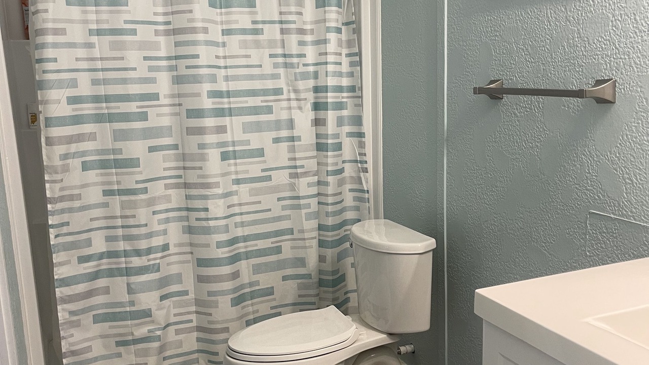 Photo of Bathroom in Spanish Wells