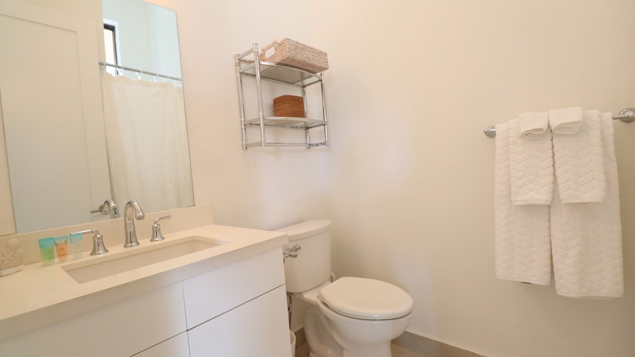 Photo of Bathroom in Alice Town