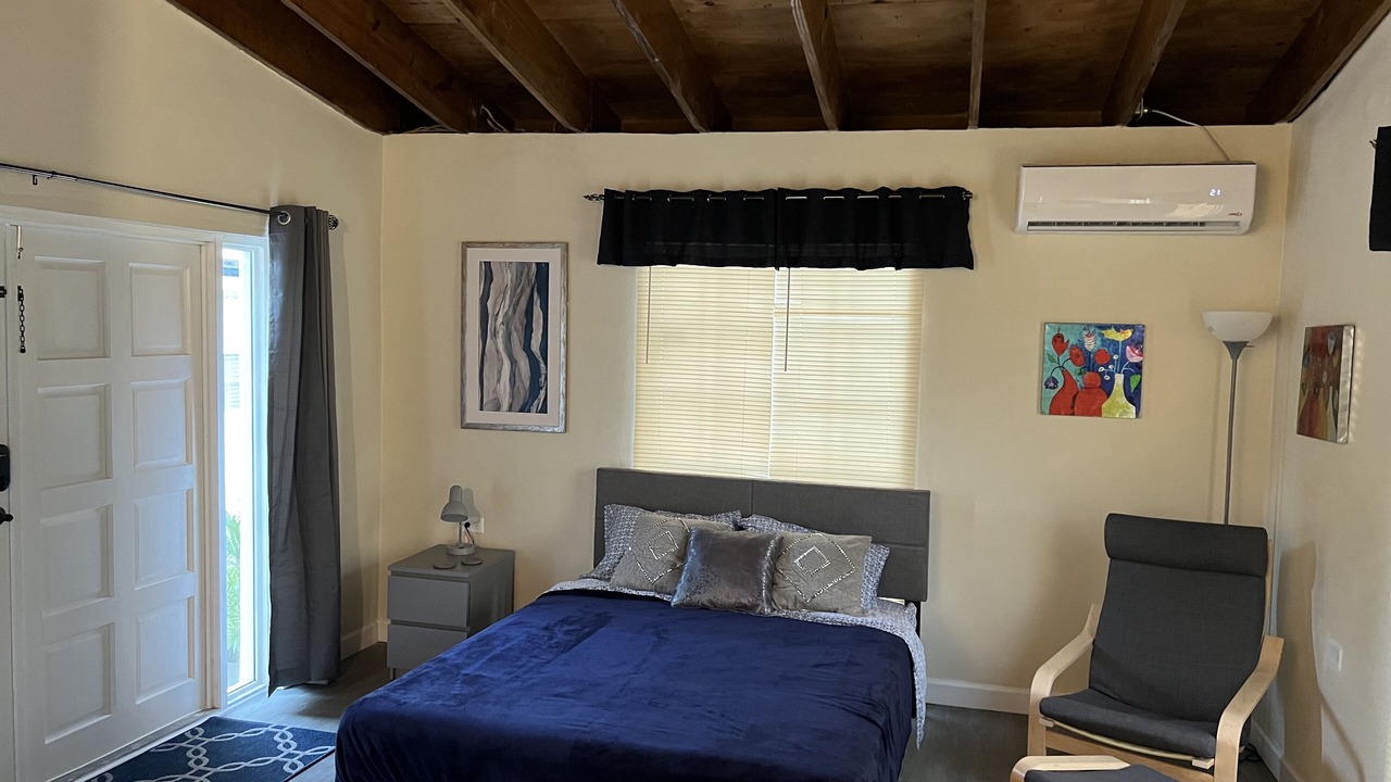 Photo of Bedroom in Nassau
