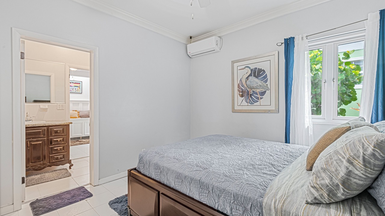 Photo of Bedroom in Nassau