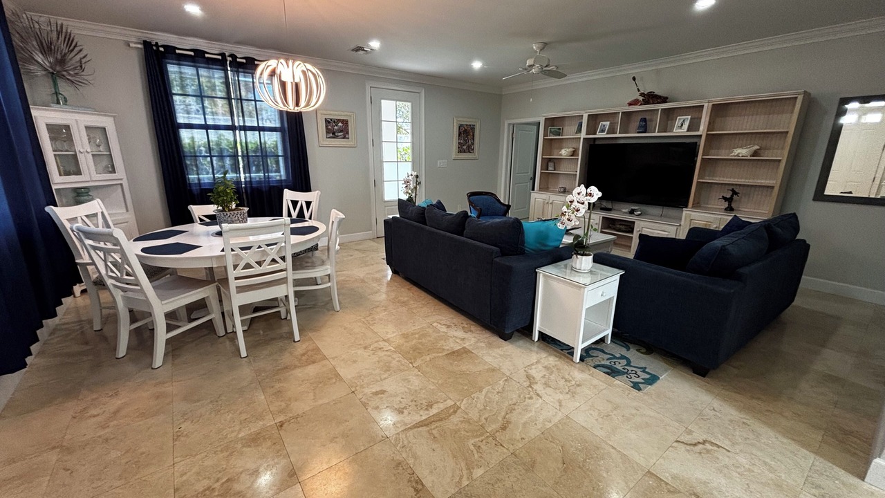 Photo of Livingroom in Palm Cay