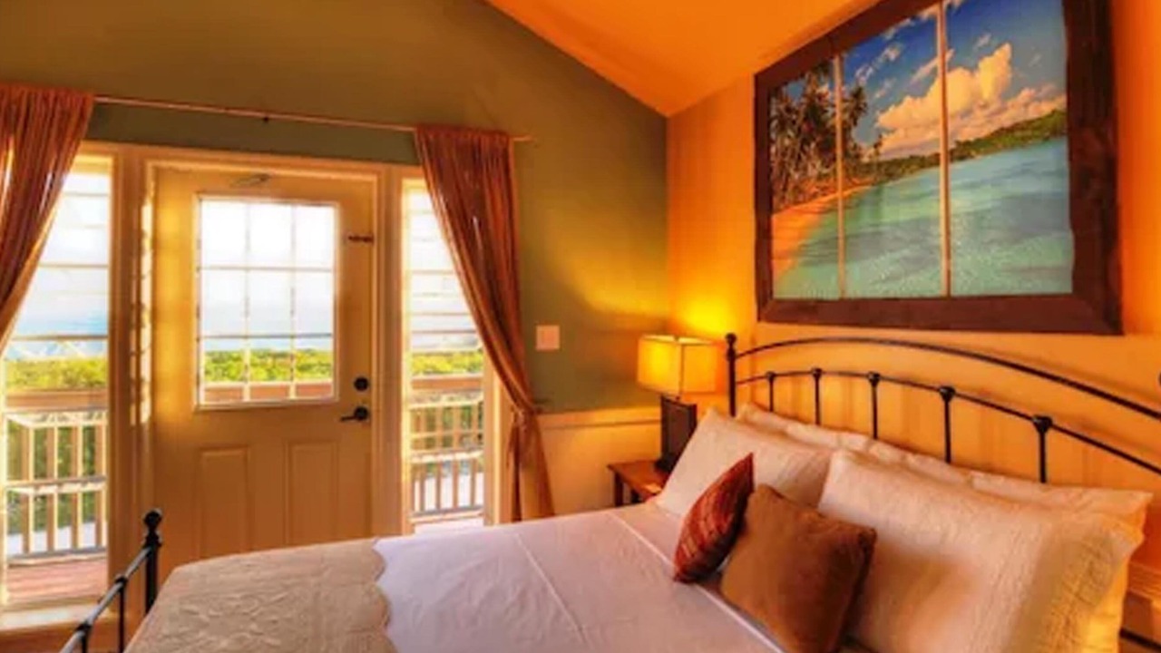 Photo of Bedroom in Governor's Harbour