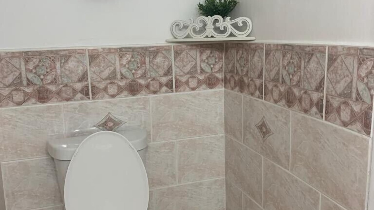 Photo of Bathroom in Bahamia West