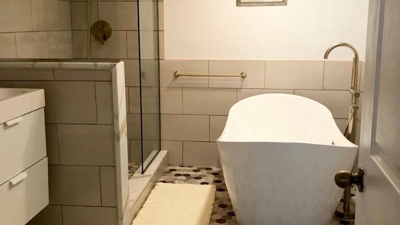 Photo of Bathroom in Bahamia West