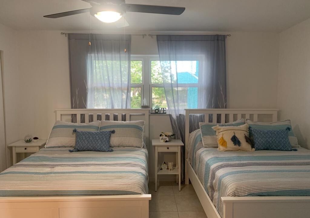 Photo of Bedroom in Bahamia West