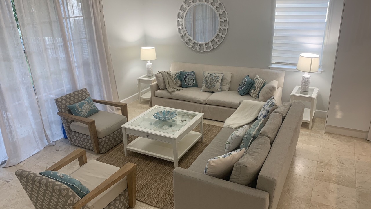 Photo of Livingroom in Palm Cay