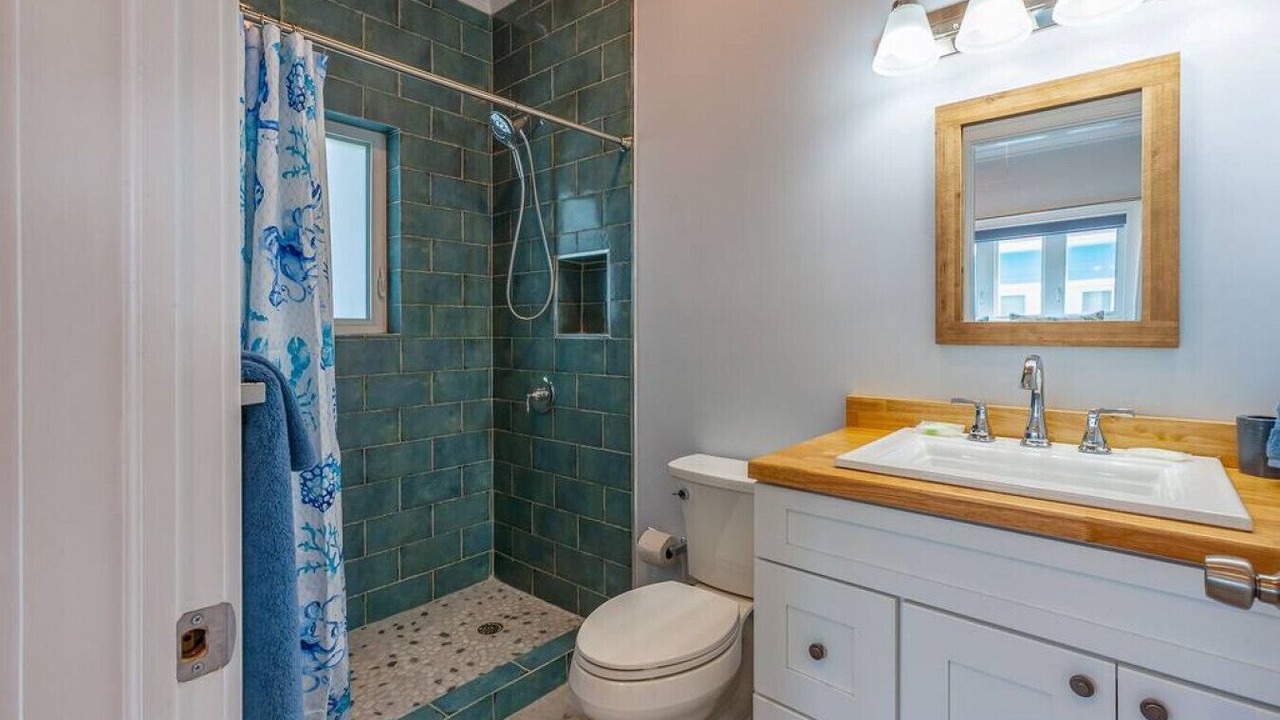 Photo of Bathroom in Great Guana Cay