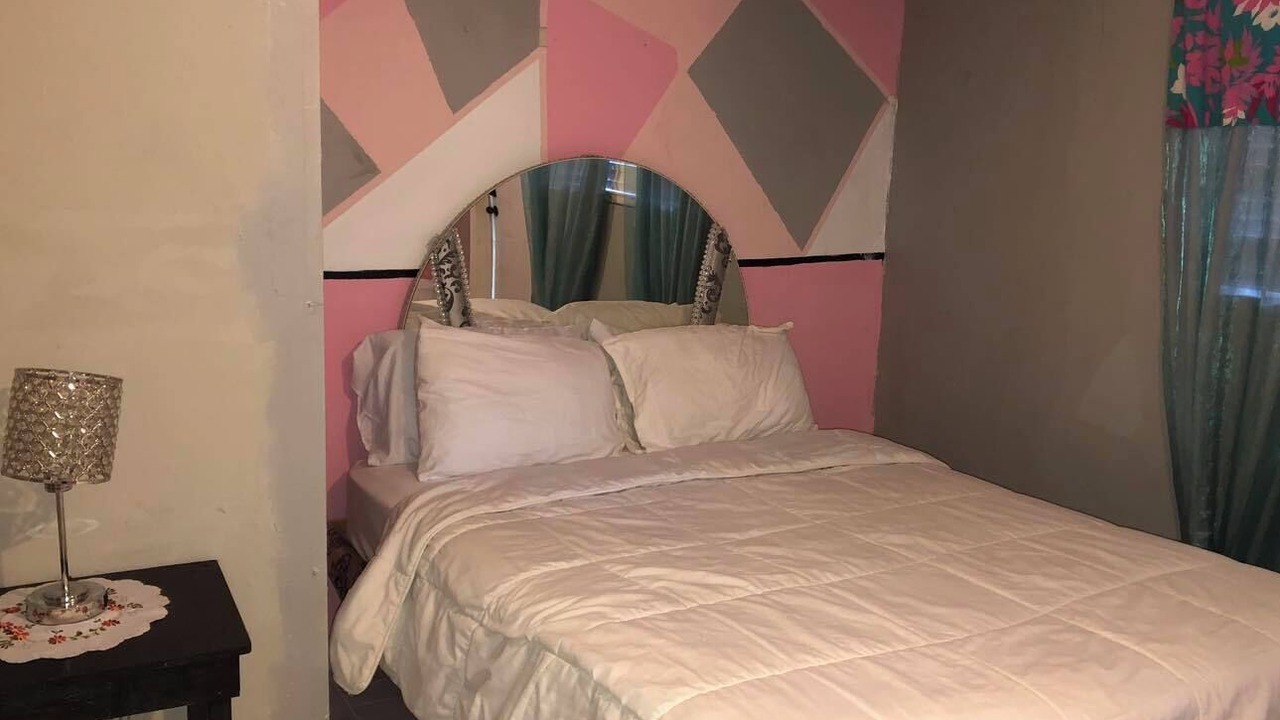 Photo of Bedroom in Nassau