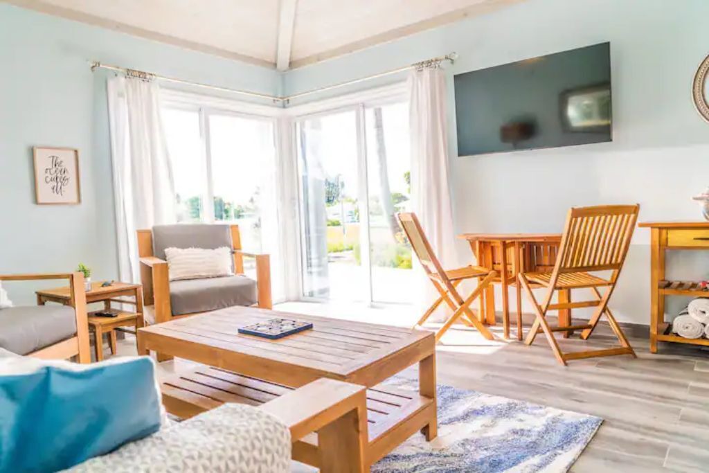 Photo of Livingroom in Treasure Cay