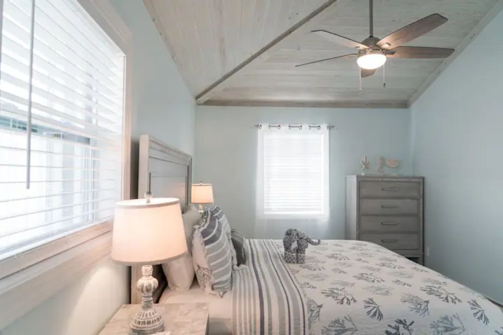 Photo of Bedroom in Treasure Cay