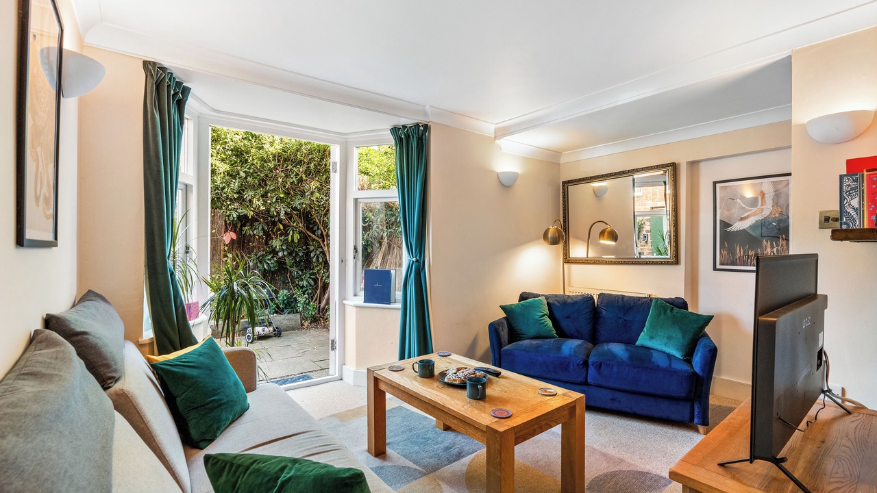 Photo of Livingroom in Littlehampton