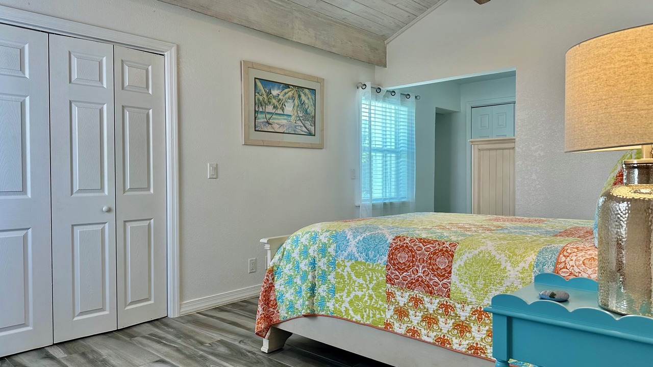 Photo of Bedroom in Treasure Cay