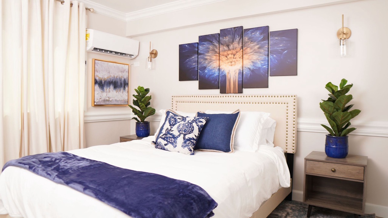 Photo of Bedroom in Paradise Island